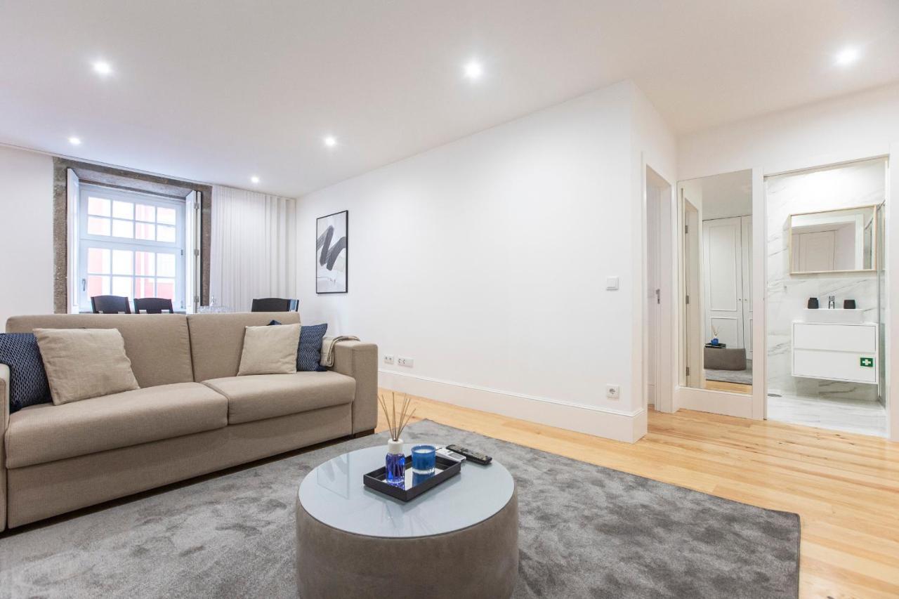 Elegant Downtown 1Br Flat W/ Ac By Lovelystay Porto Dış mekan fotoğraf