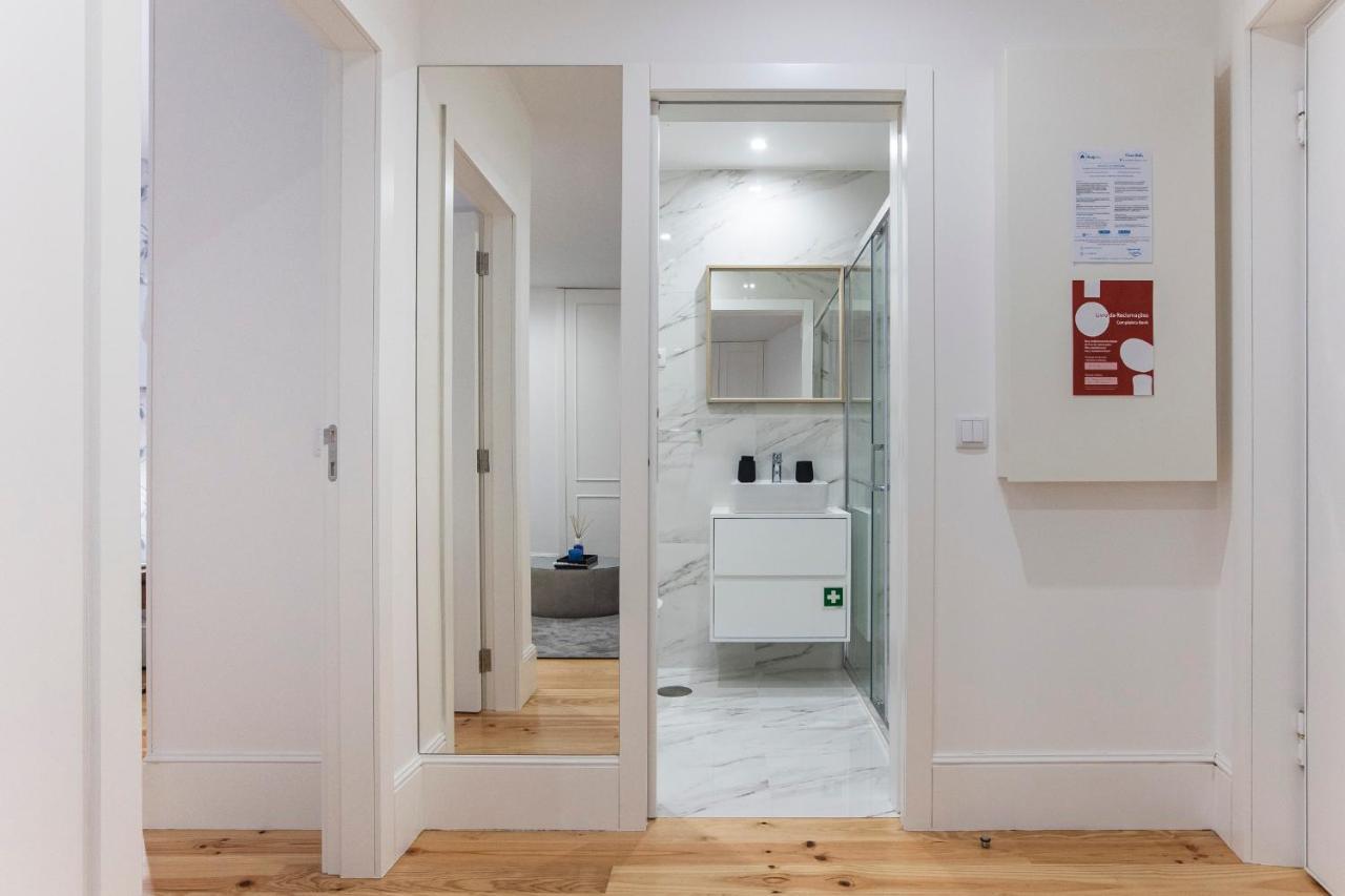 Elegant Downtown 1Br Flat W/ Ac By Lovelystay Porto Dış mekan fotoğraf
