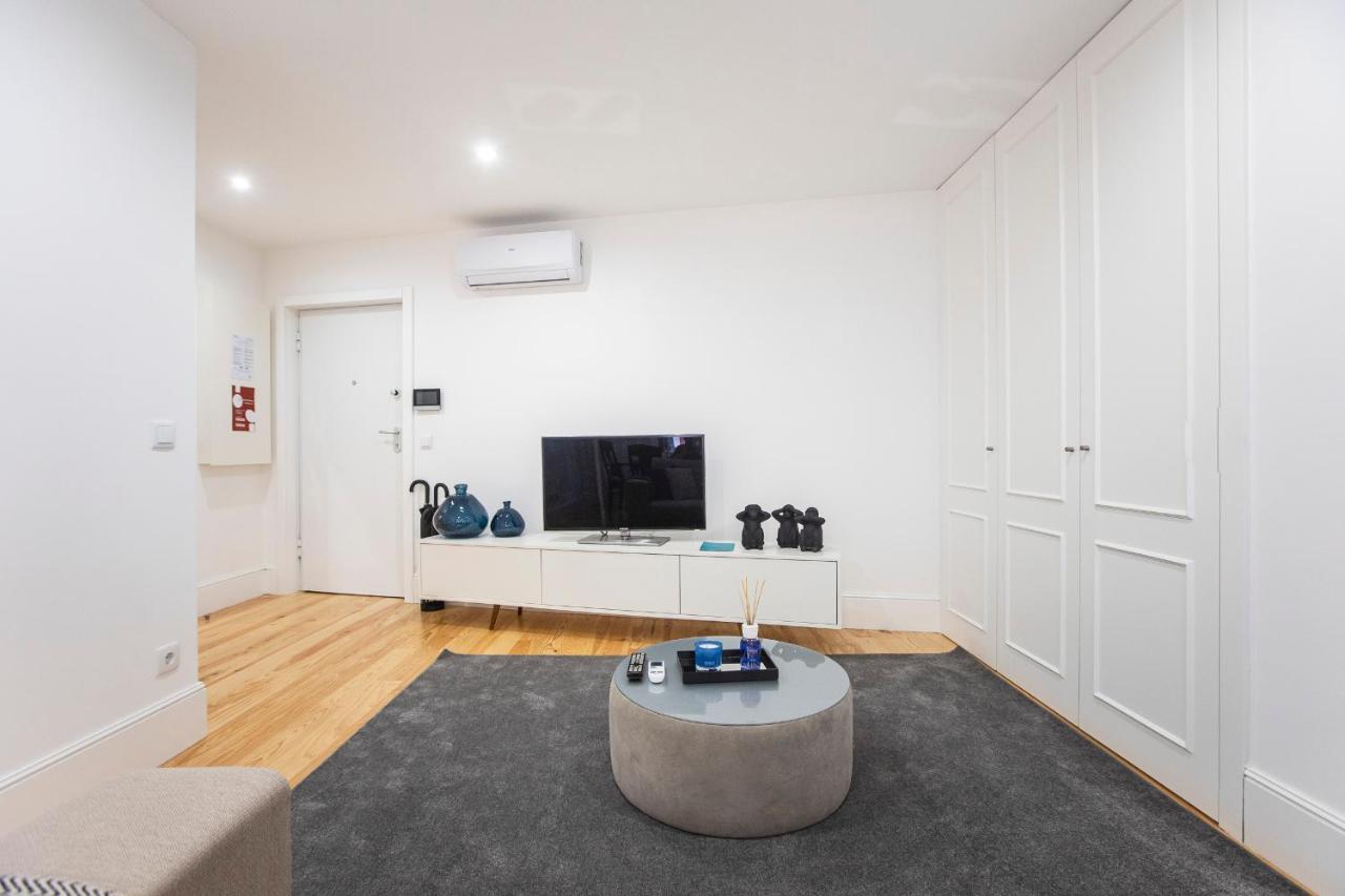 Elegant Downtown 1Br Flat W/ Ac By Lovelystay Porto Dış mekan fotoğraf