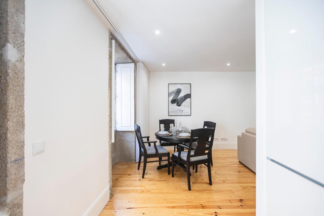Elegant Downtown 1Br Flat W/ Ac By Lovelystay Porto Dış mekan fotoğraf